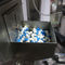 Furos farmacêuticos da máquina de enchimento 400 da cápsula para o pó e as pelotas