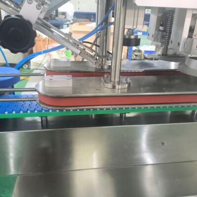 Máquina tampadora de parafuso automática de alta velocidade