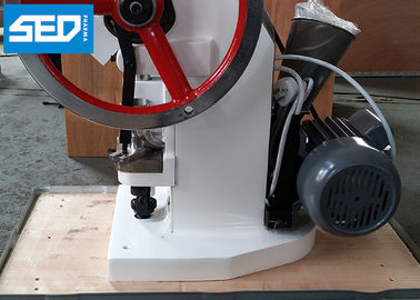 Equipamento de impressão de comprimidos de punção única para produção em pequenos lotes