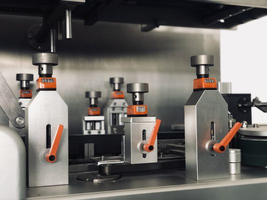 Máquina de cartonagem horizontal totalmente automática para cosméticos